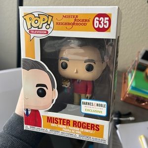 B&N exclusive: Mister Rogers funko POP